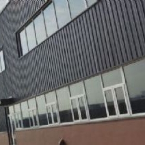 潍坊滨海全新厂房以租代售，价格低、证件齐全。