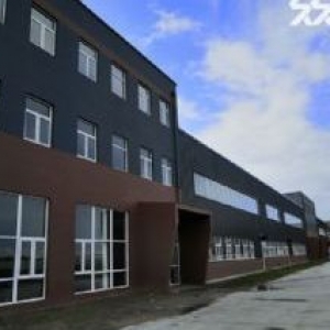 滨海区出售工业厂房，证件齐全，可按揭、环评。